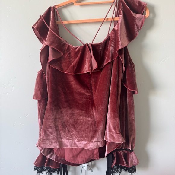 Used, but still really cute self portrait size US 8 top:)🍬 - Picture 3 of 4